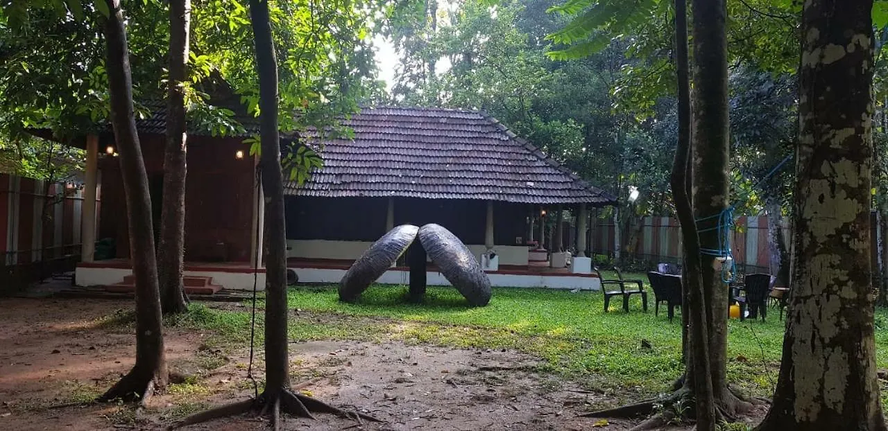 Kuruvi'S Nest Apartment Kottayam